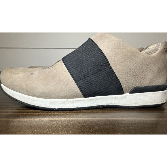 Vionic Women’s Codie Taupe Suede Size 8 Walking Shoes Slip-On Sneakers - Picture 9 of 14